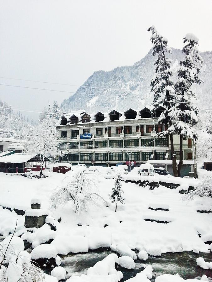 Hotel Satkar Residency - Riverside Old Manali Dış mekan fotoğraf